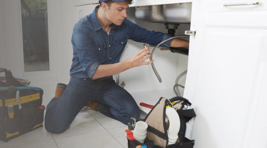 Local tankless water heater installation in Erick, OK